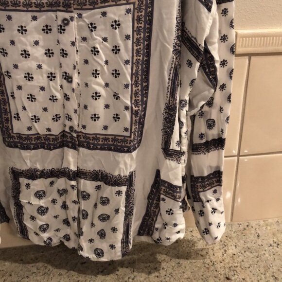 Free People Little Secrets boho scarf print oversized longline button up blouse - Picture 7 of 11